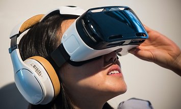 samsung-gear-vr-1.jpg